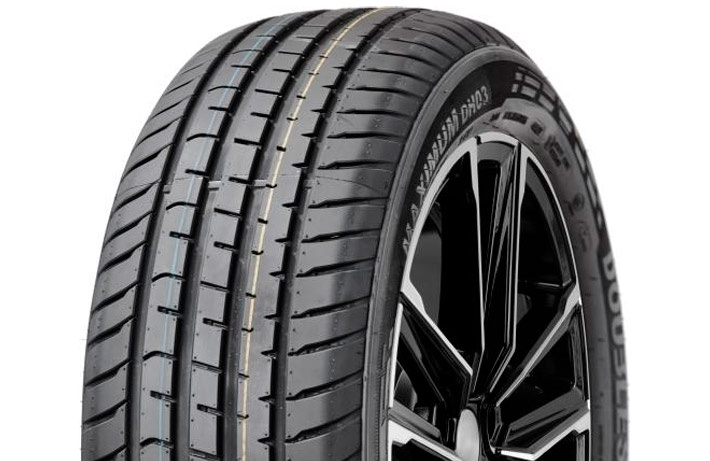 Doublestar MAXIMUM DH03 215/50 R17 95W