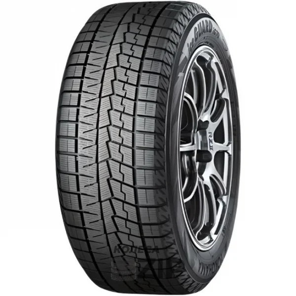 Yokohama iceGuard Studless iG70